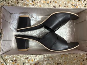 Black Block Heel