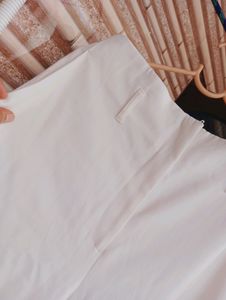 Beautiful White Flared Pant💞