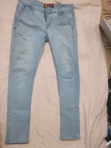 Light Wash Men's Jeans