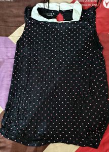 Stylish Black Top With Very Soft Fabric
