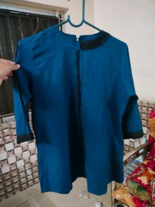 Elegant Blue Tunic Top