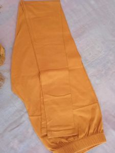 A Stylist Frock Kurti With Leggy And Dupatta