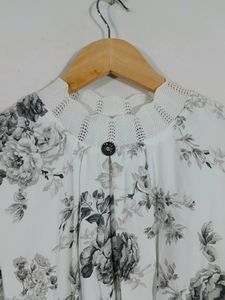 Tin Up White And Grey Floral Printed Turtle Neck Top With Elastane Waist (Women&#39;s)