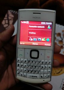 Nokia X2