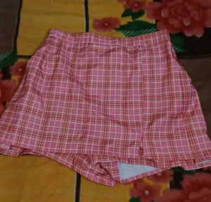A Cute Girly Skirt 🩷