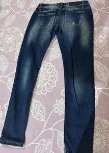 Ripped Skinny Jean