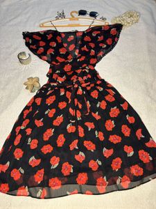 Zara Black Floral Print Dress🖤