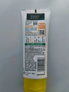 Garnier Vitamin C Face Wash