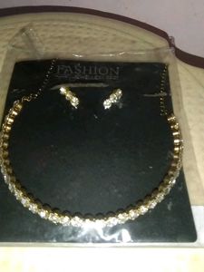 Sparkling Rhinestone Necklace & Earring Set