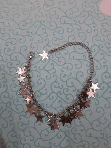 4 Earnings+ 1 Bracelet Combo Offer