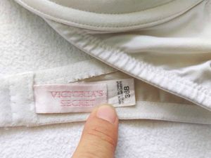 Victoria&#39;s secret : upper inner