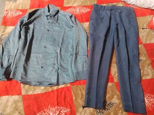 lining shirt with blue pan