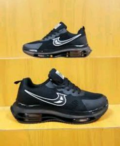 Nike Black Sneakers