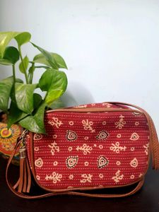 Red & White Patterned Crossbody Bag