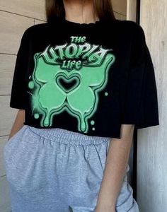 Utopia Life Graphic Crop Top