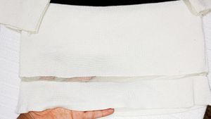 Pretty Woolen Crop Top For Women