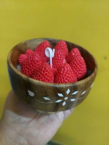 Strawberry Scented Candle