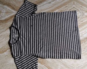 2 Striped T-Shirt Bundle