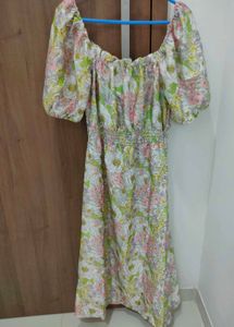 Floral Print Midi Dress🌸☘️