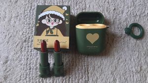 Earpod Easy To Carry Lipstick 2 In 1