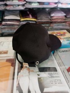 Buckle Strap, Black Cap (Adjustable)