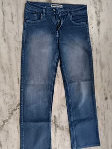 Levi's Stylish Blue Denim Jeans