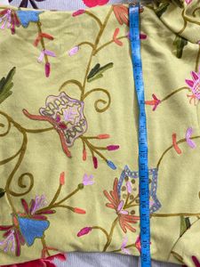 kashmiri Embroidered Kurta