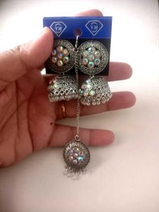 Jhumka Earrings with maang teeka