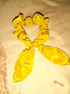 Yellow Scrunchie Set