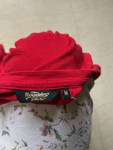 Roadster Women T-shirt
