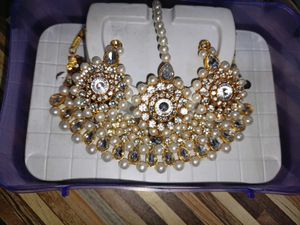 Pearl &amp; Crystal Jewelry Set