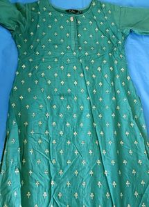 Green Embroidered Kurta