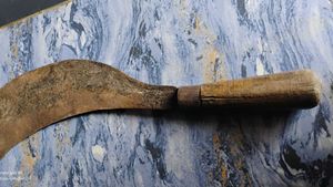 Knife/Kaththi Very Usefull Item For Home