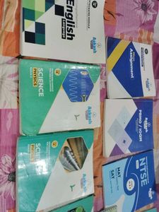 All Set Of Class 9 Book Bye Aakash Institute