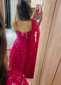 BANDHANI PRIMIUM PRINTED GOWN WITH DUPPTA