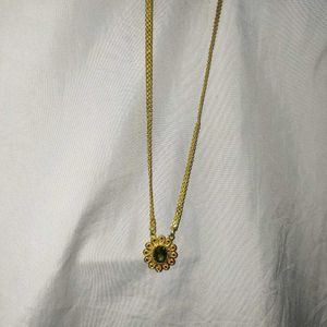 Green Pendant Gold Necklace