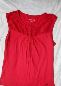 Red Blouse (Lace) Sleeveless