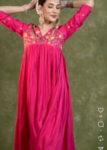 Elegant Pink Embroidered Kurta