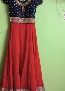 Beautiful Red new Gown😍🙈
