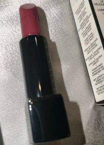 Chanel Rouge Allure Velvet Lipstick 06