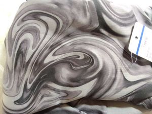 Gray Swirl Long Sleeve Top