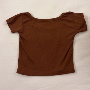 brown scoop neck baby tee