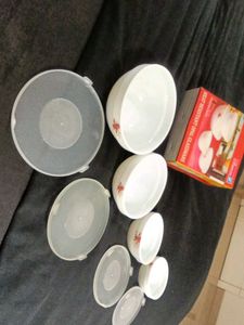 Brand new four piece Stackable  bowl