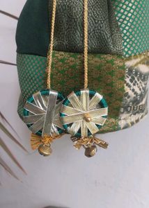 Green Colour Ethnic Premium Batuva Bag