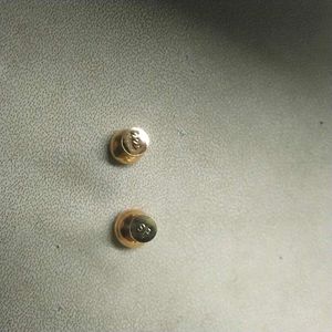 22C Pure Gold Green Dimond Stud Earrings