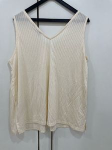 ✨ Effortless Elegance: M&amp;S Ribbed Blouse 🤍✨