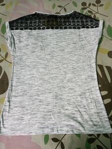 Max Women Wear T-shirt