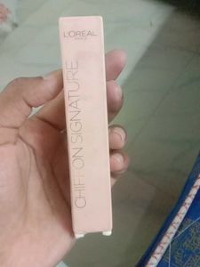 Loreal CHIFFONSIGNATURE LIP MOISTURE