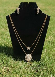 Victoria Set