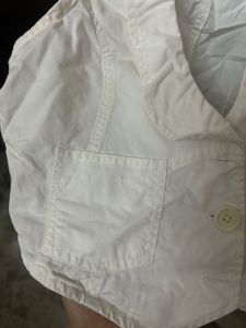 White Cropped Vest - UMM In Vogue
